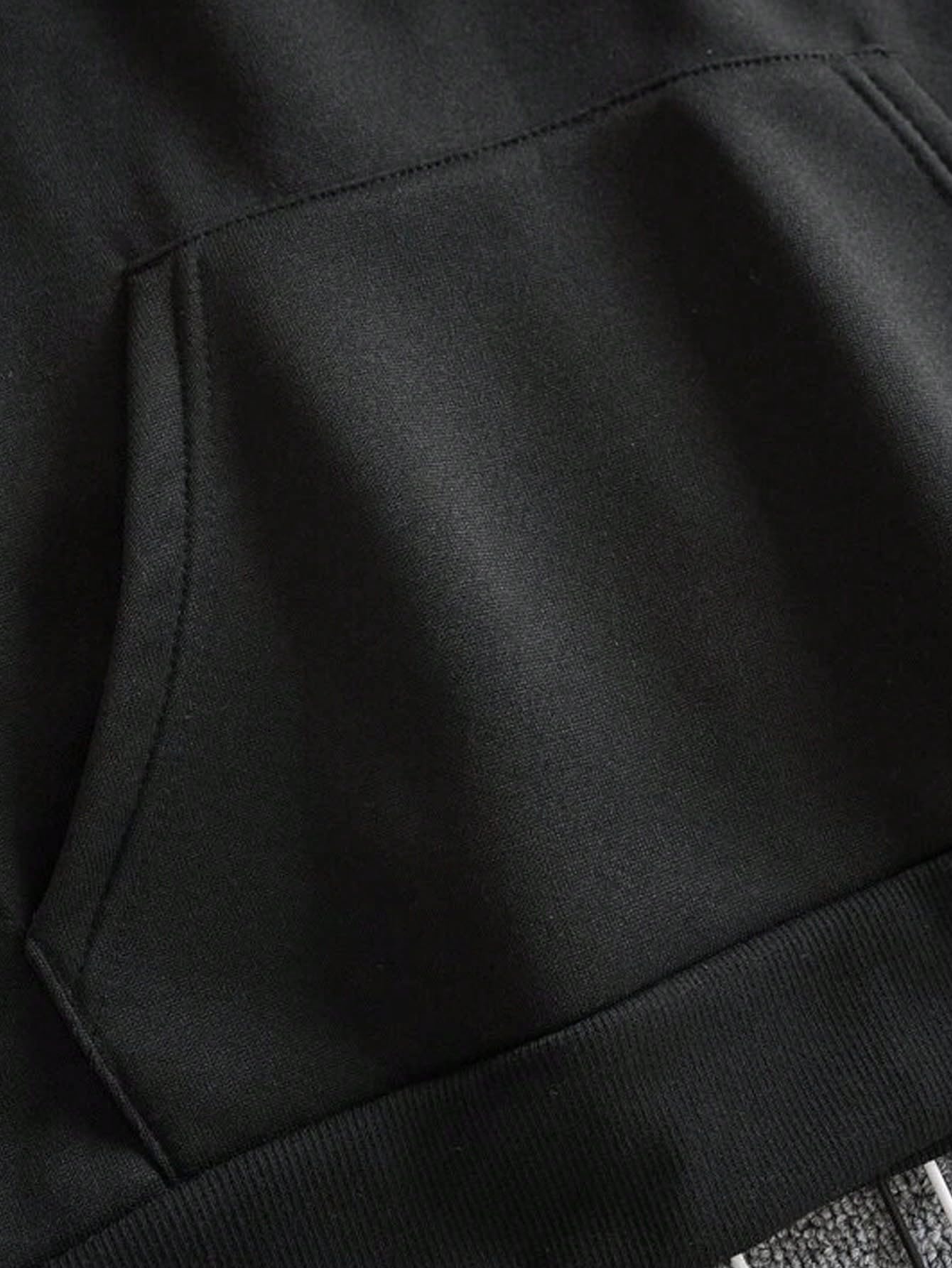 Floerns Men's Graphic Print Long Sleeve Drawstring Hoodie Pullover Sweatshirt