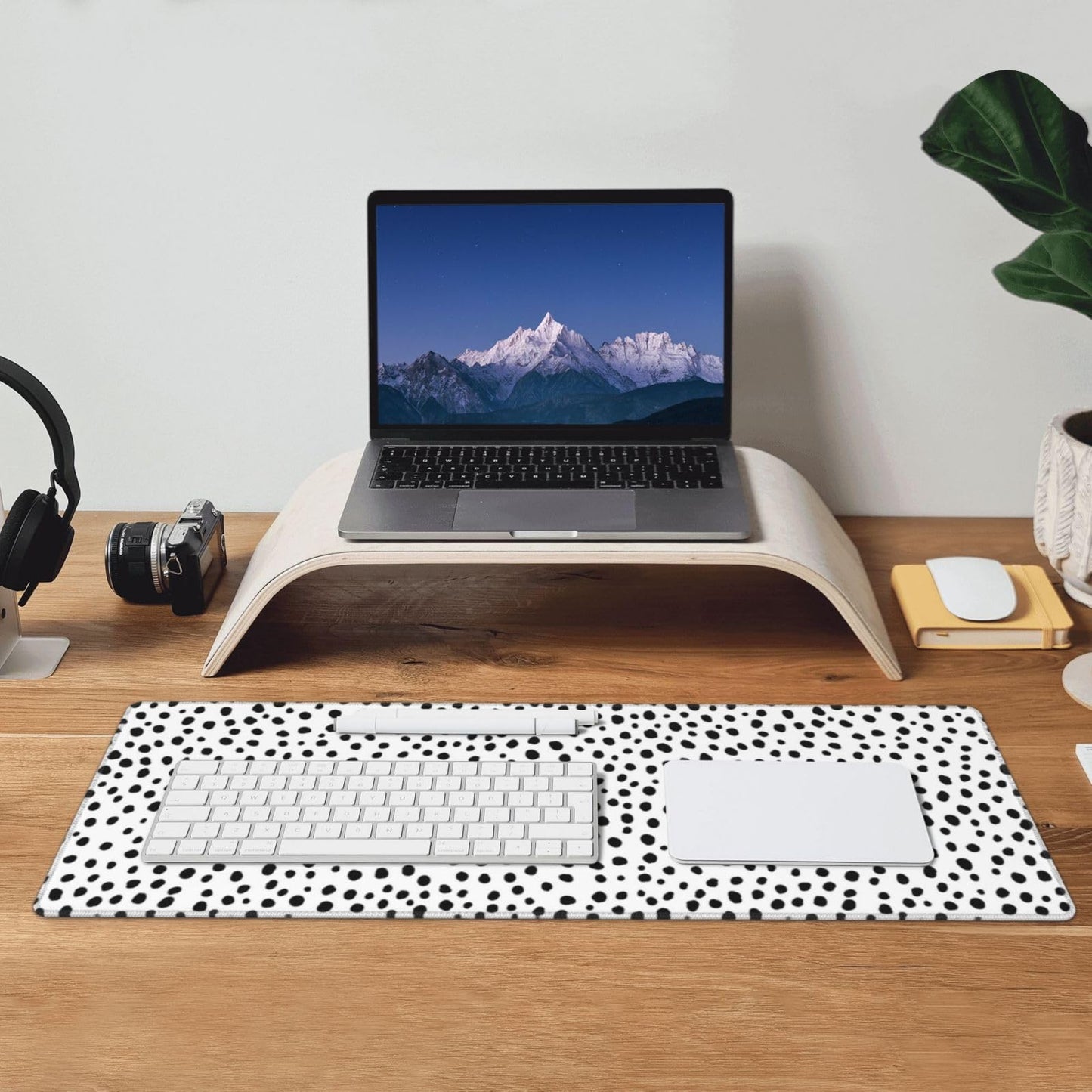 Japanese Mouse Pad, Large Japanese Desk Mat, XL Anime Gaming Keyboard Mat, Non-Slip Rubber Base, Big Extended Desk Protector for Home Office, 31.5”x11.8”