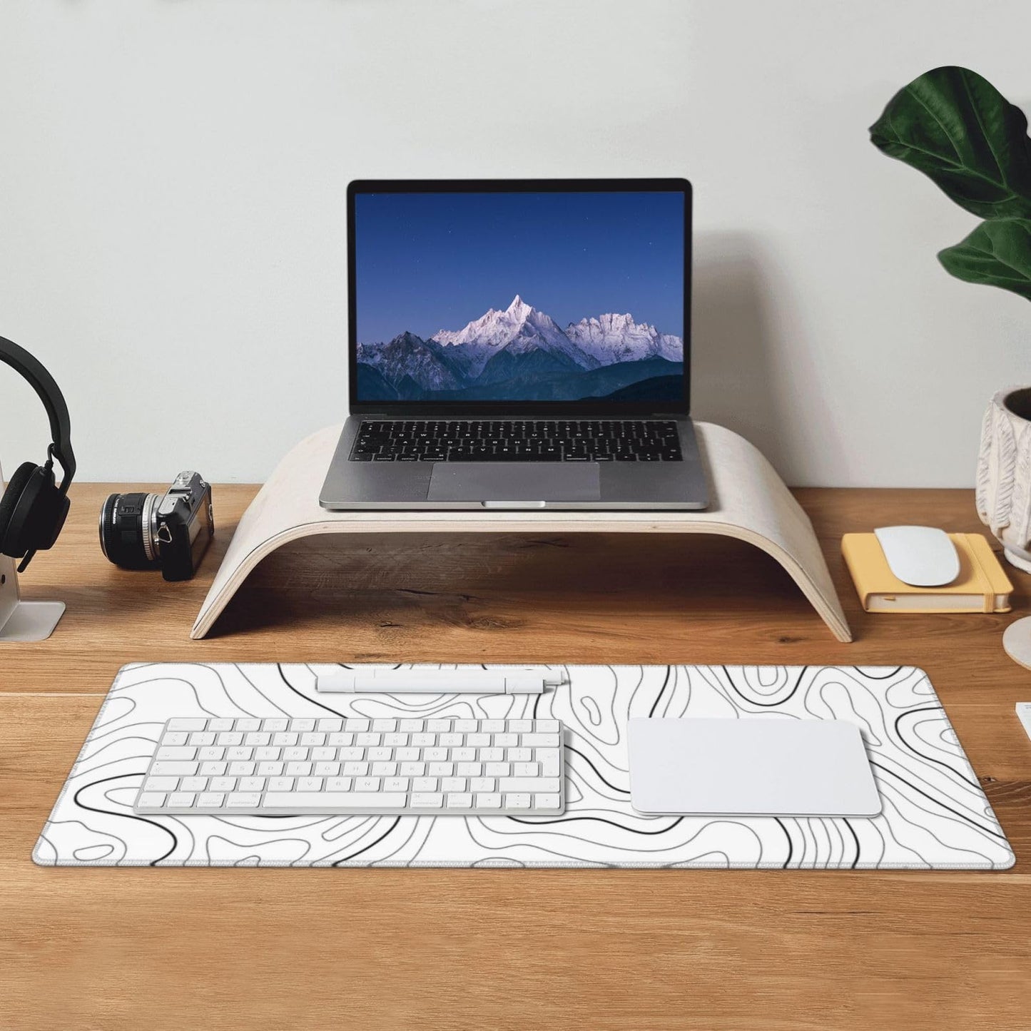 Japanese Mouse Pad, Large Japanese Desk Mat, XL Anime Gaming Keyboard Mat, Non-Slip Rubber Base, Big Extended Desk Protector for Home Office, 31.5”x11.8”
