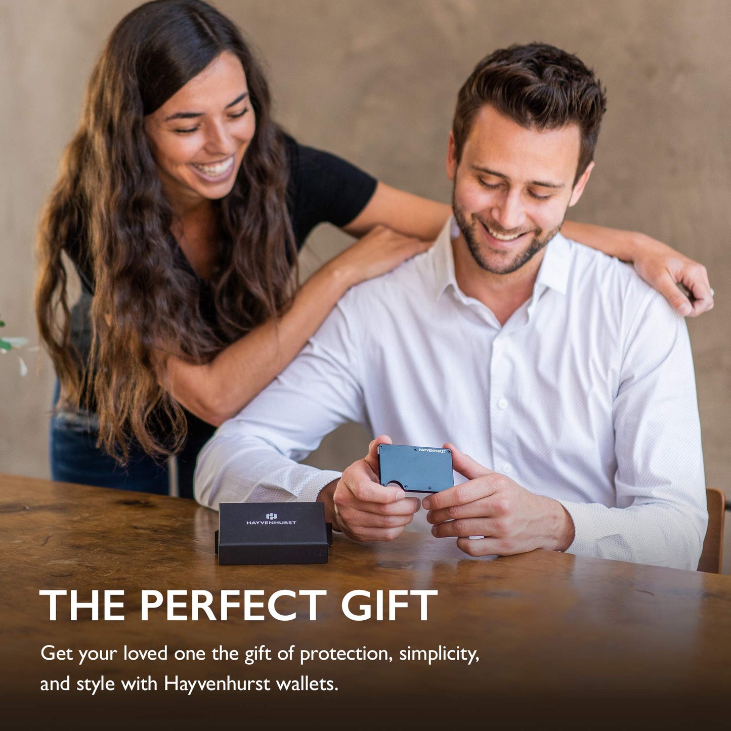 Hayvenhurst Wallet For Men - Reinvented Design Men's Wallet - Slim, Minimalistic & Seamless, Blocks RFID Scanners, Holds 12 Cards & Has a Money Clip (Carbon Fiber)