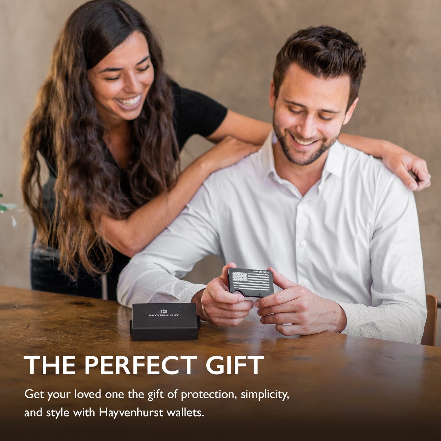 Hayvenhurst Wallet For Men - Reinvented Design Men's Wallet - Slim, Minimalistic & Seamless, Blocks RFID Scanners, Holds 12 Cards & Has a Money Clip (Carbon Fiber)